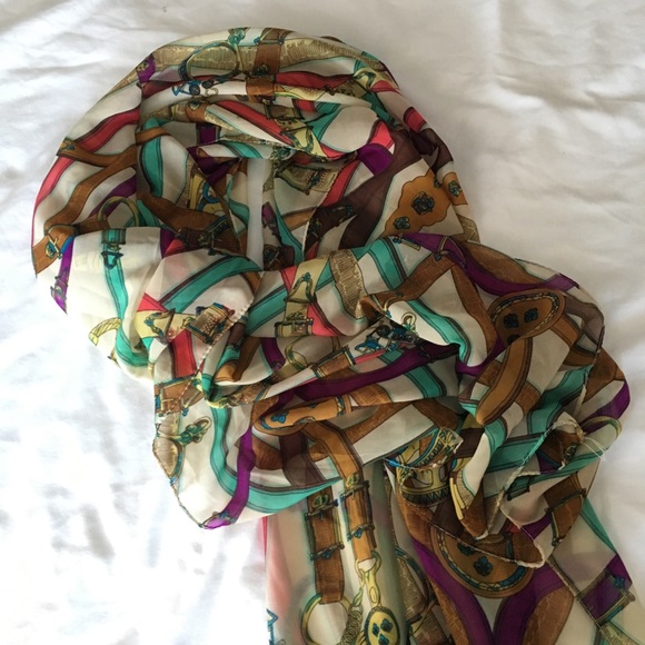 Colorful belts scarf - Picture 6 of 6